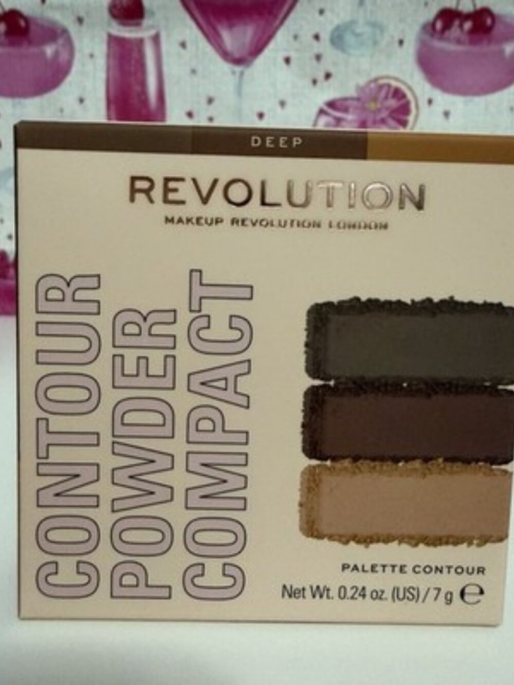 Revolution Contour Powder Compact Deep - Picture 3 of 7